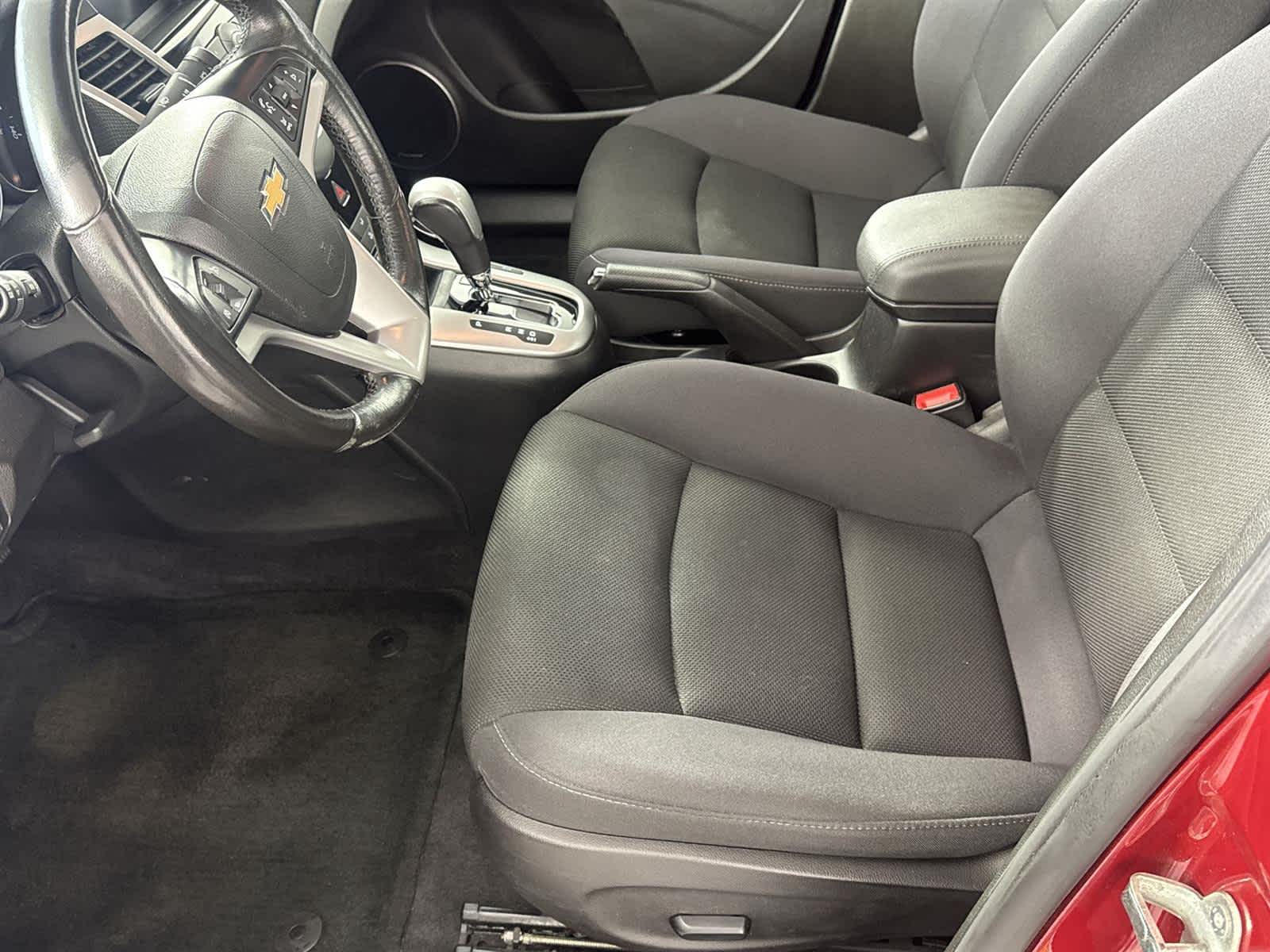 Thumbnail: 2014 Chevrolet Cruze - 11