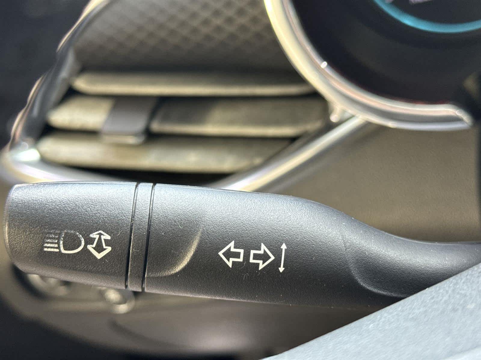 Thumbnail: 2017 Chevrolet Malibu - 27