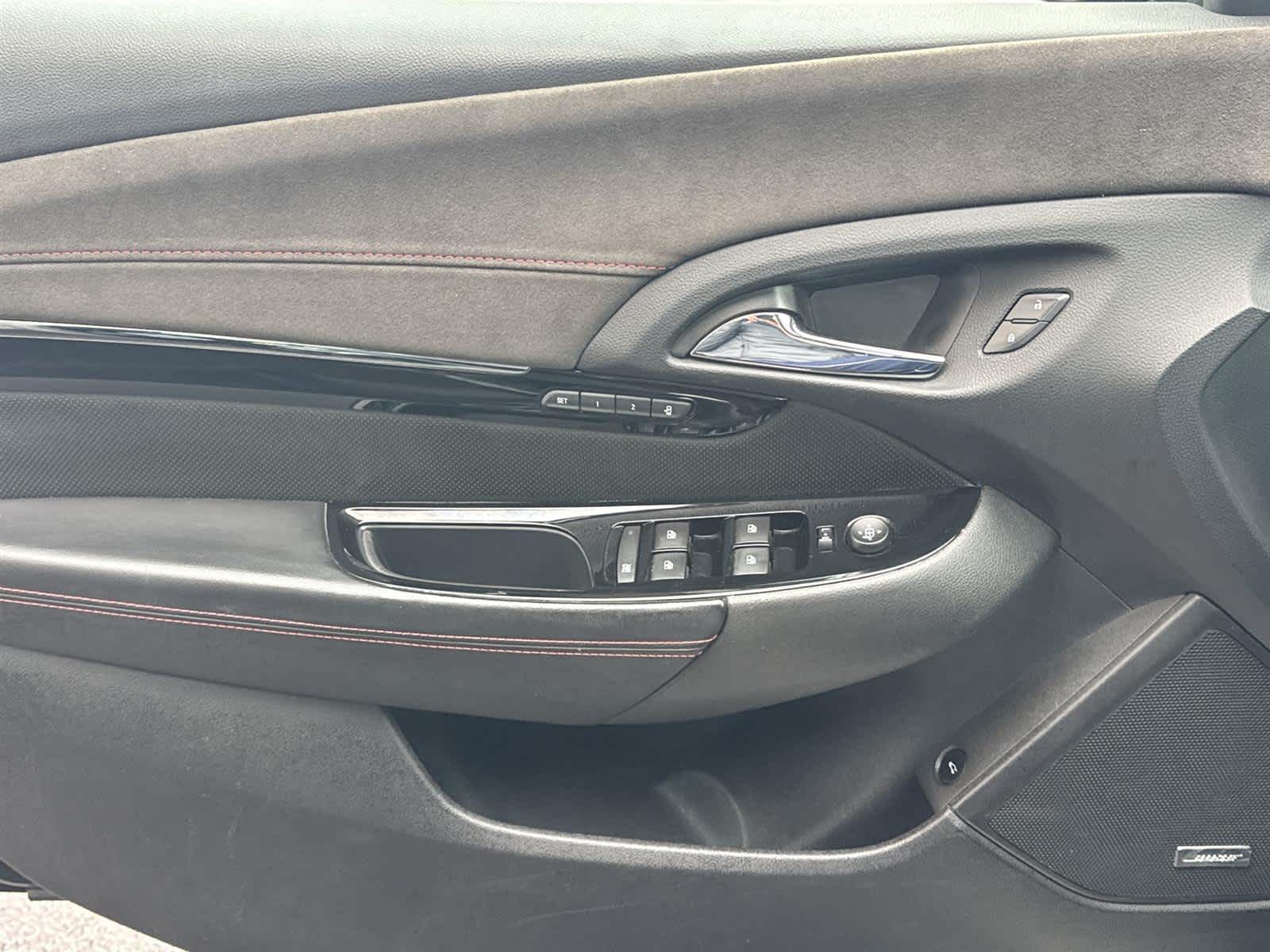 Thumbnail: 2017 Chevrolet  - 21