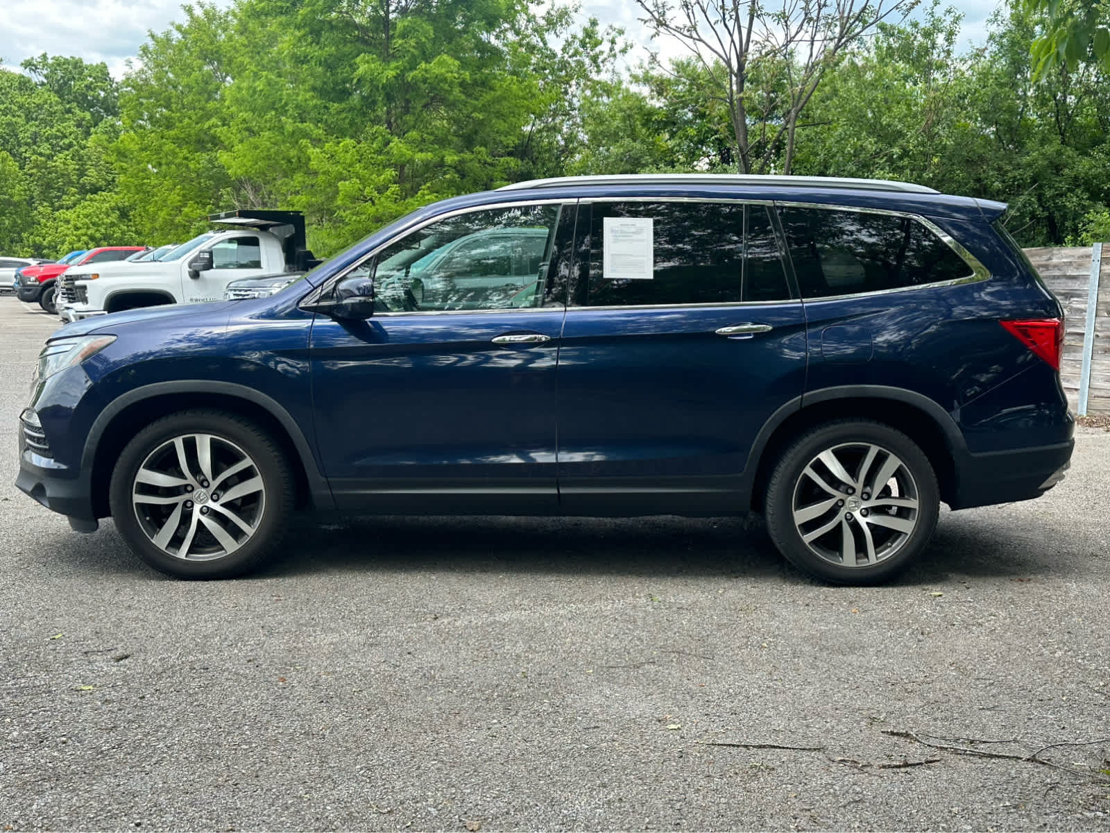 Thumbnail: 2018 Honda Pilot - 4