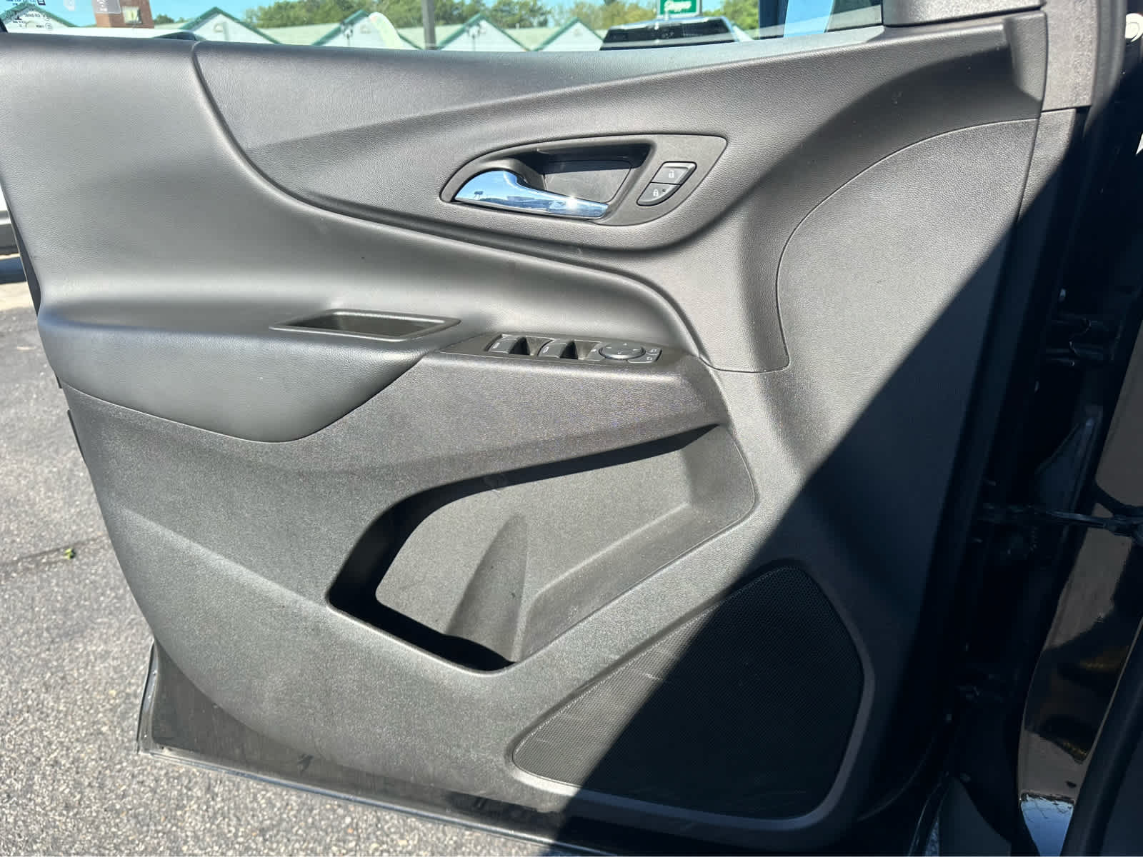 Thumbnail: 2022 Chevrolet Equinox - 18
