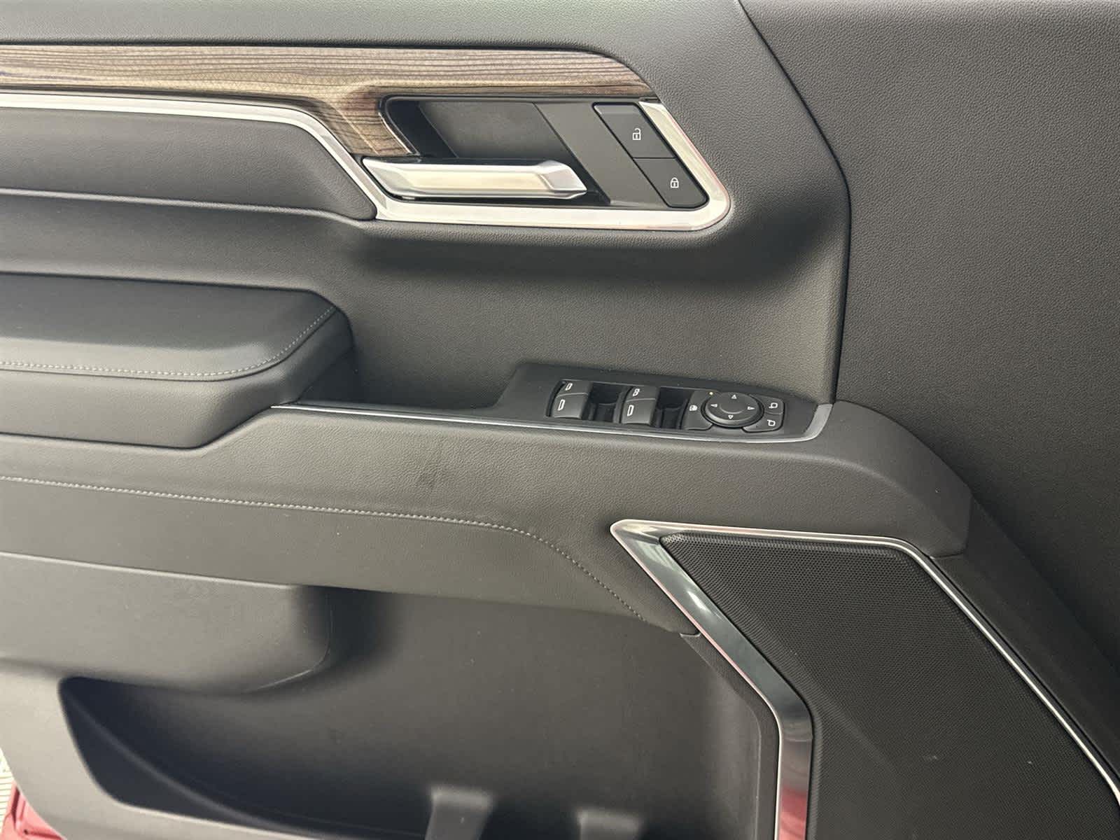 Thumbnail: 2022 Chevrolet Silverado 1500 - 22