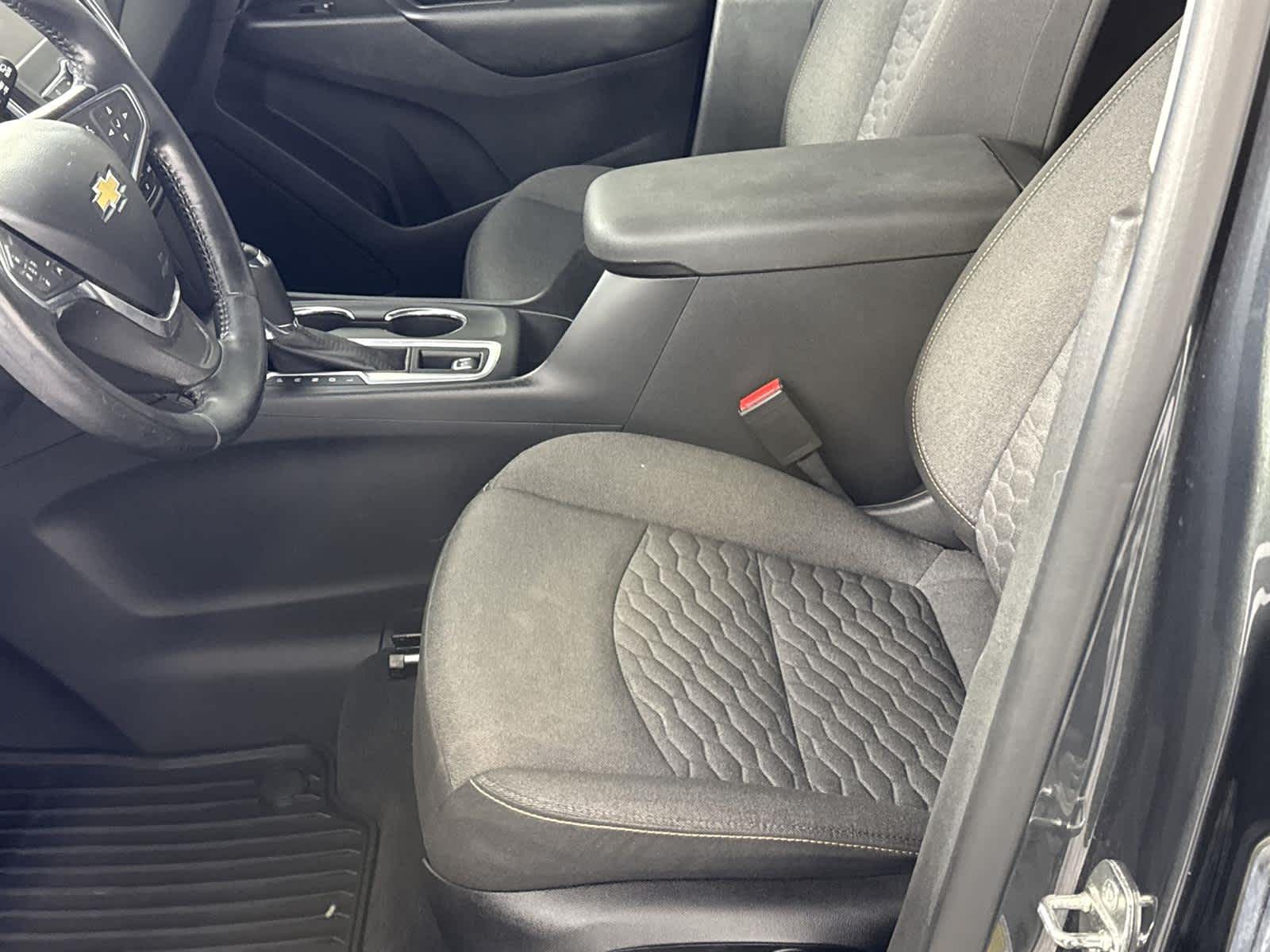 Thumbnail: 2020 Chevrolet Equinox - 12