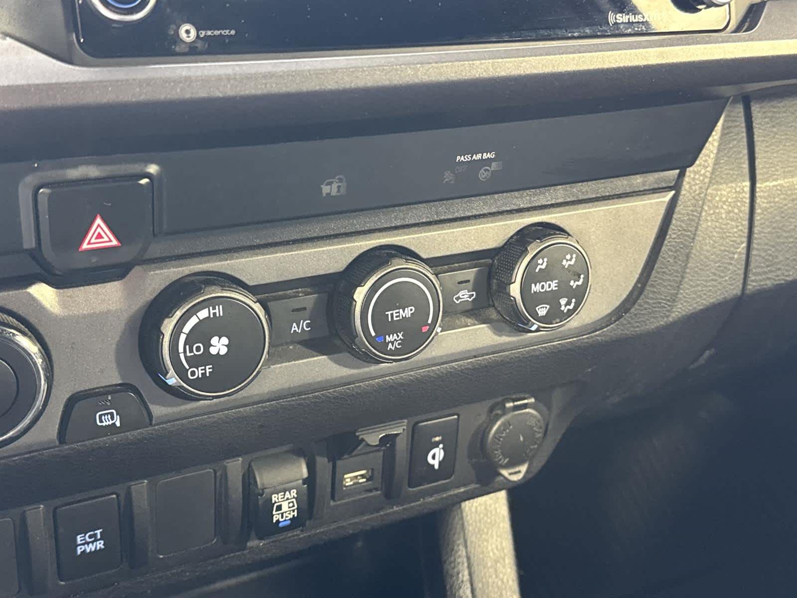 Thumbnail: 2020 Toyota Tacoma - 20