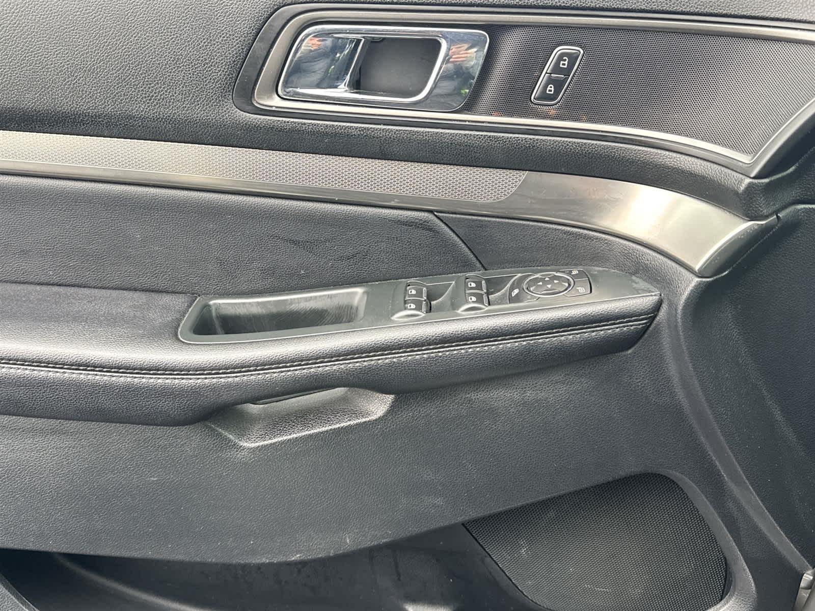 Thumbnail: 2018 Ford Explorer - 20