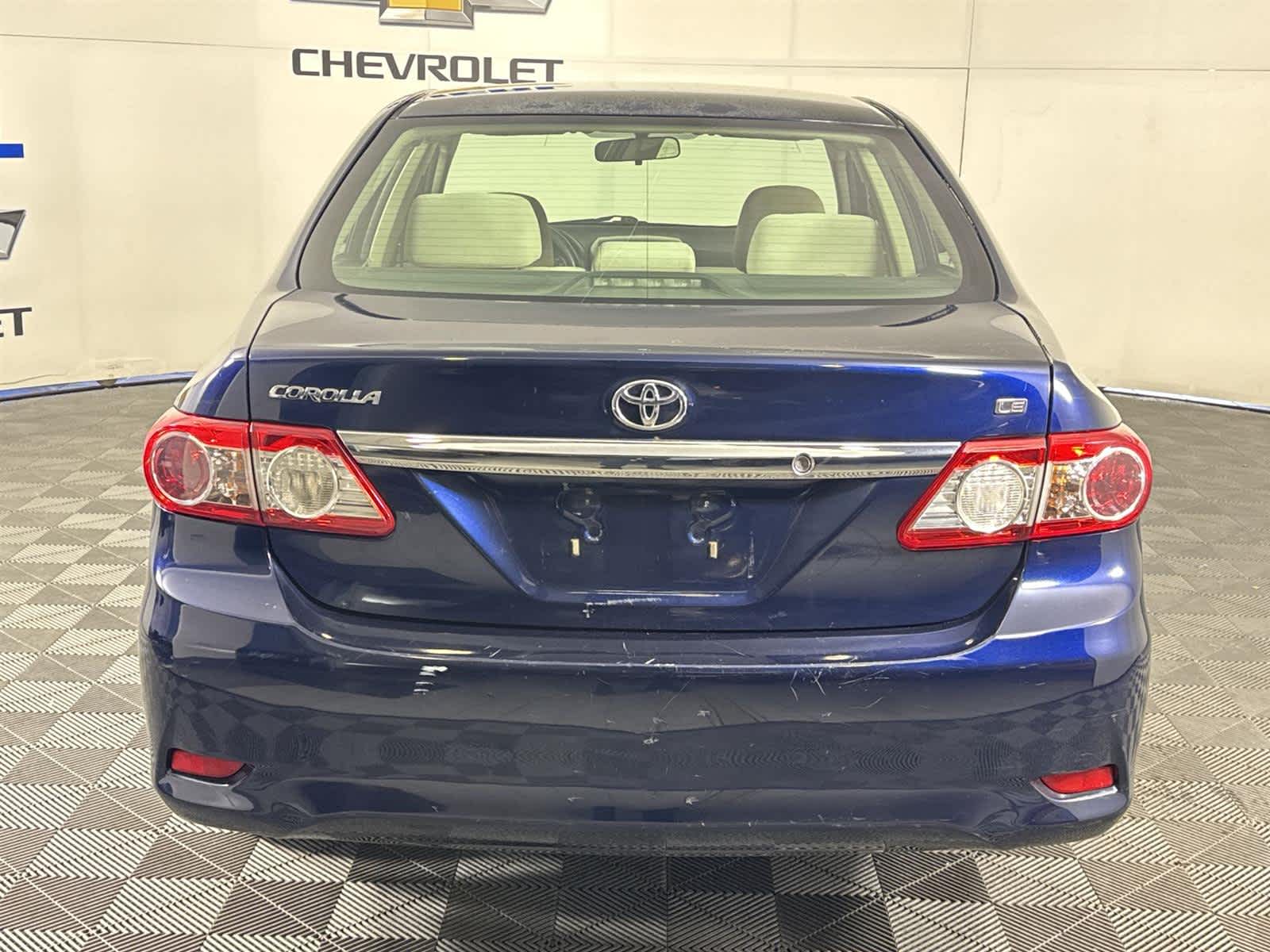 Thumbnail: 2011 Toyota Corolla - 4