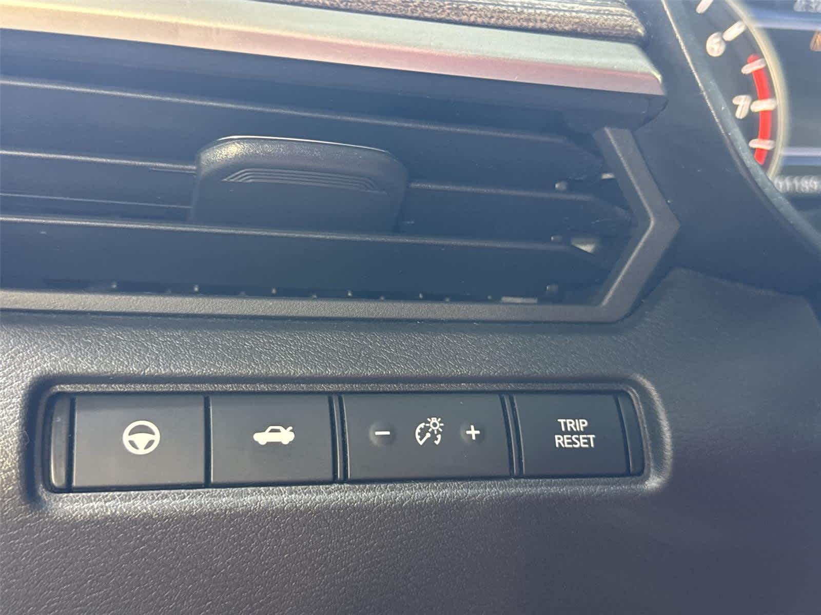 Thumbnail: 2019 Nissan Altima - 22