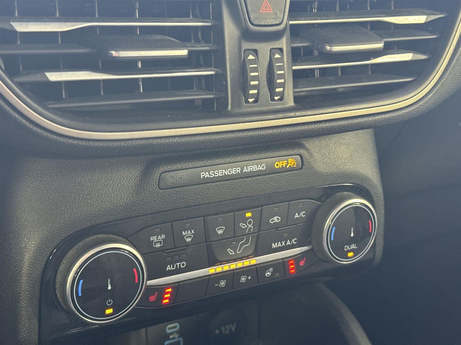 Thumbnail: 2022 Ford Escape - 18