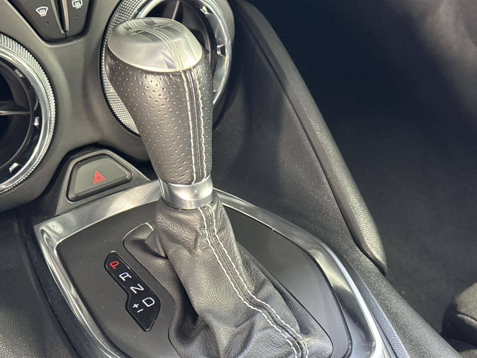 Thumbnail: 2020 Chevrolet Camaro - 19