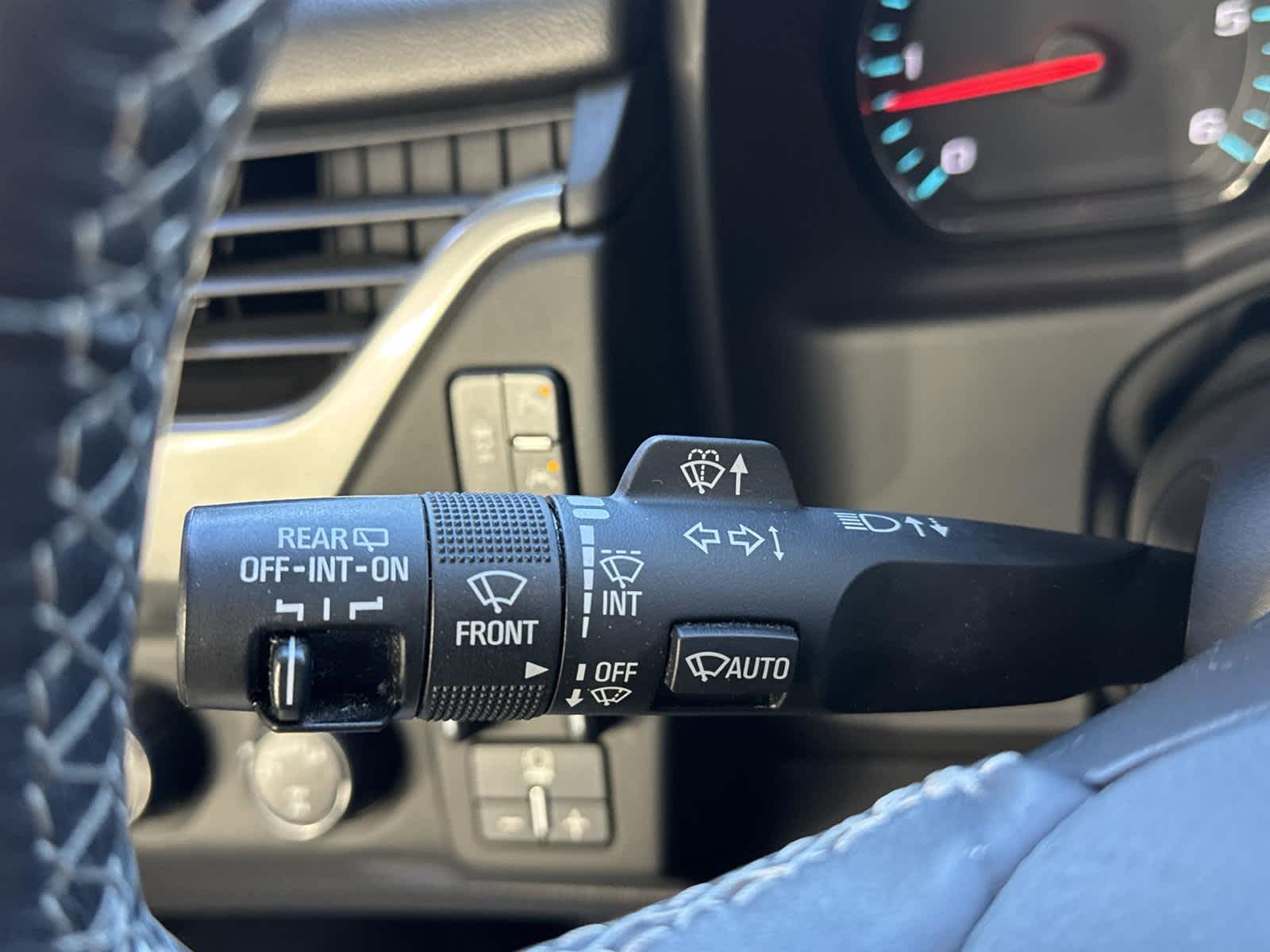 Thumbnail: 2017 Chevrolet Tahoe - 29