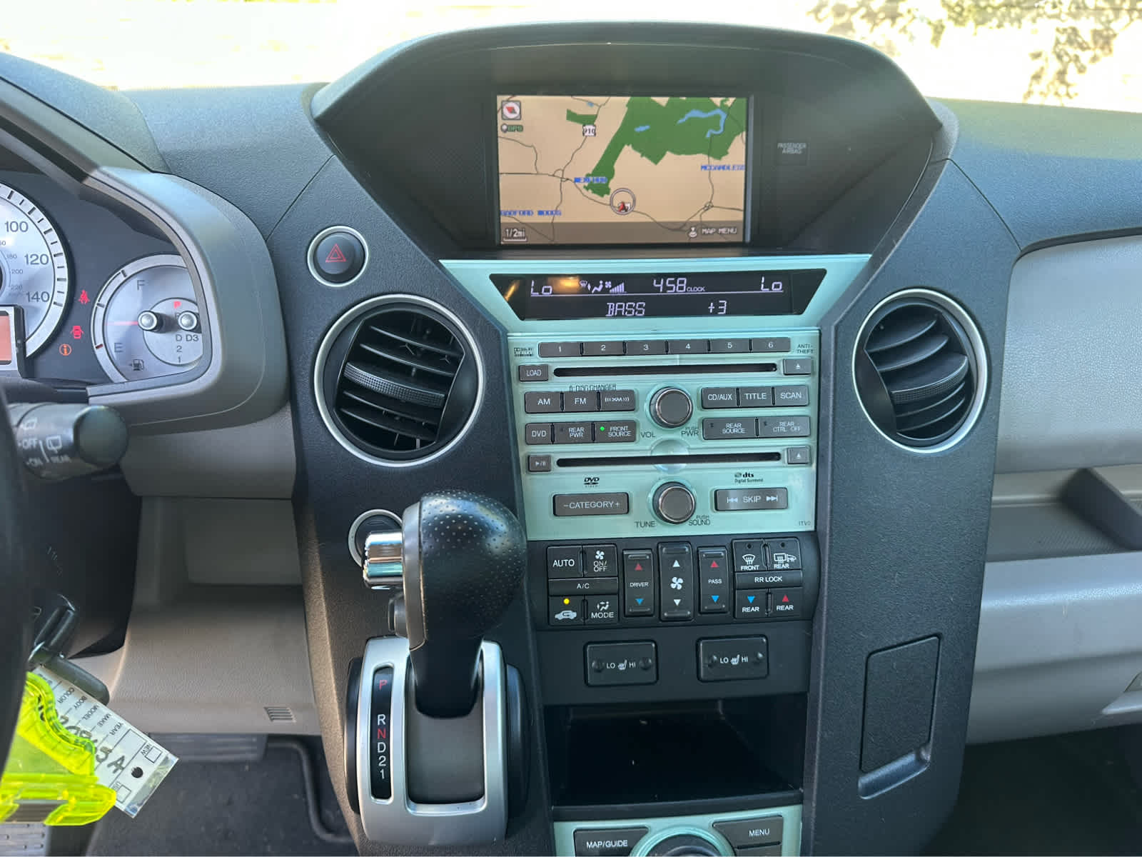 Thumbnail: 2010 Honda Pilot - 12