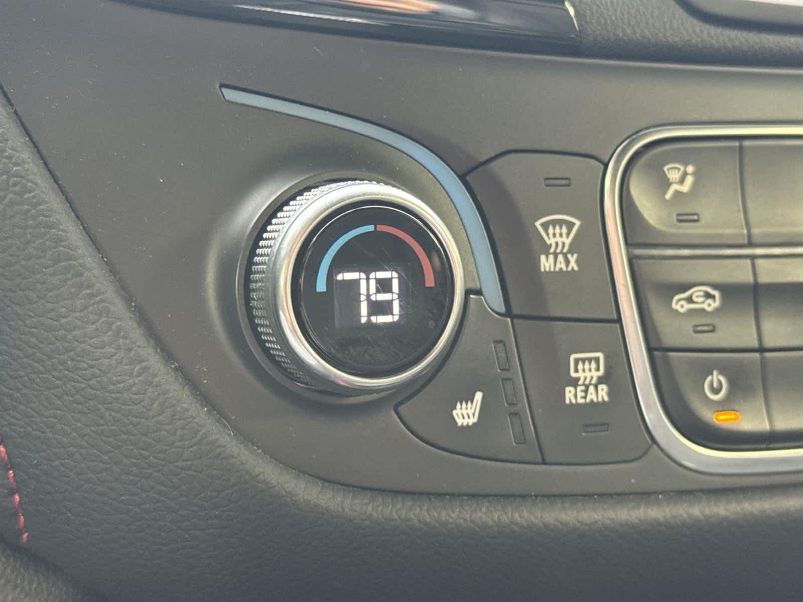 Thumbnail: 2022 Chevrolet Equinox - 23