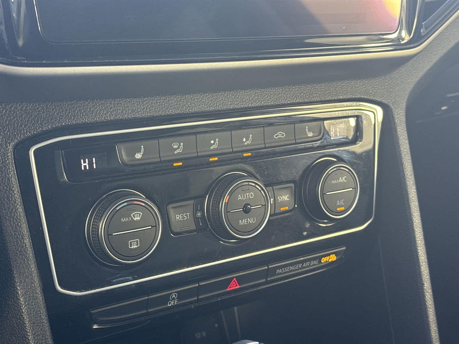 Thumbnail: 2022 Volkswagen Atlas - 18