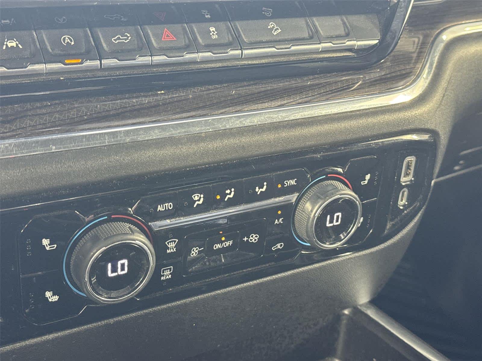 Thumbnail: 2023 Chevrolet Silverado 1500 - 18