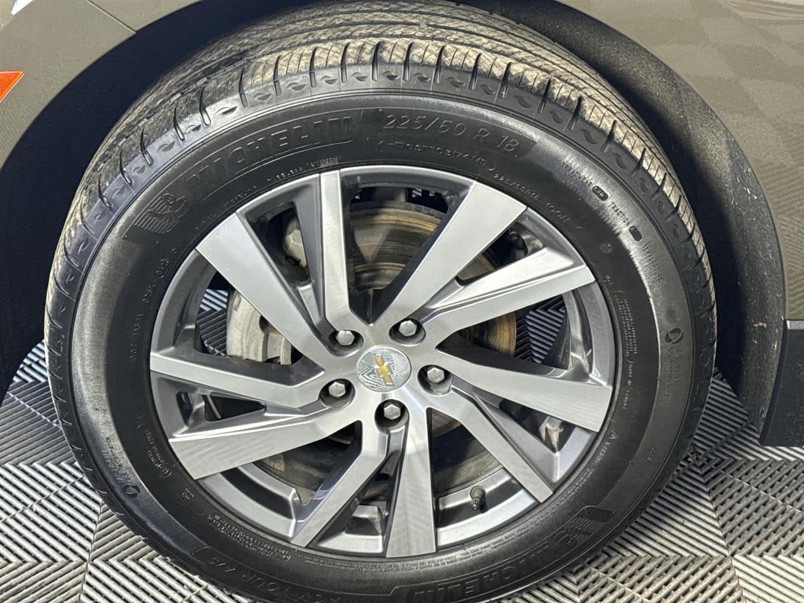 Thumbnail: 2023 Chevrolet Equinox - 11