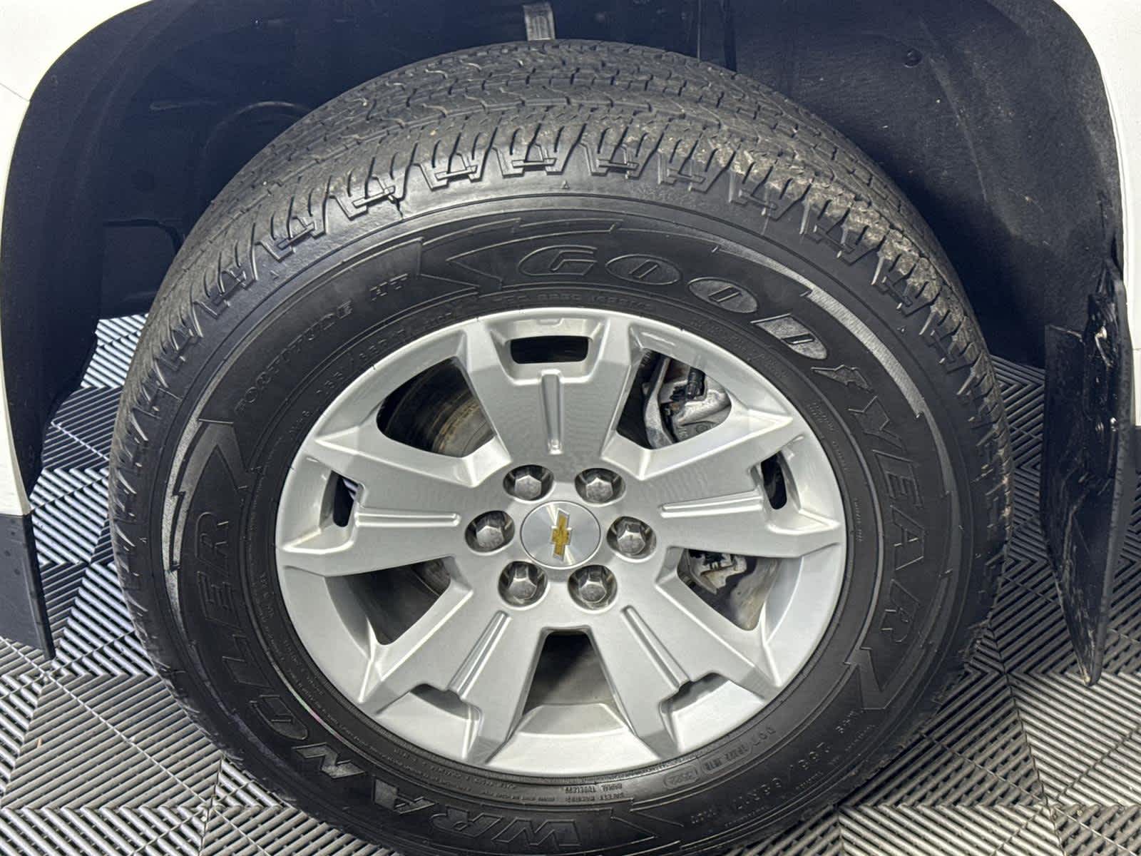 Thumbnail: 2022 Chevrolet Colorado - 11