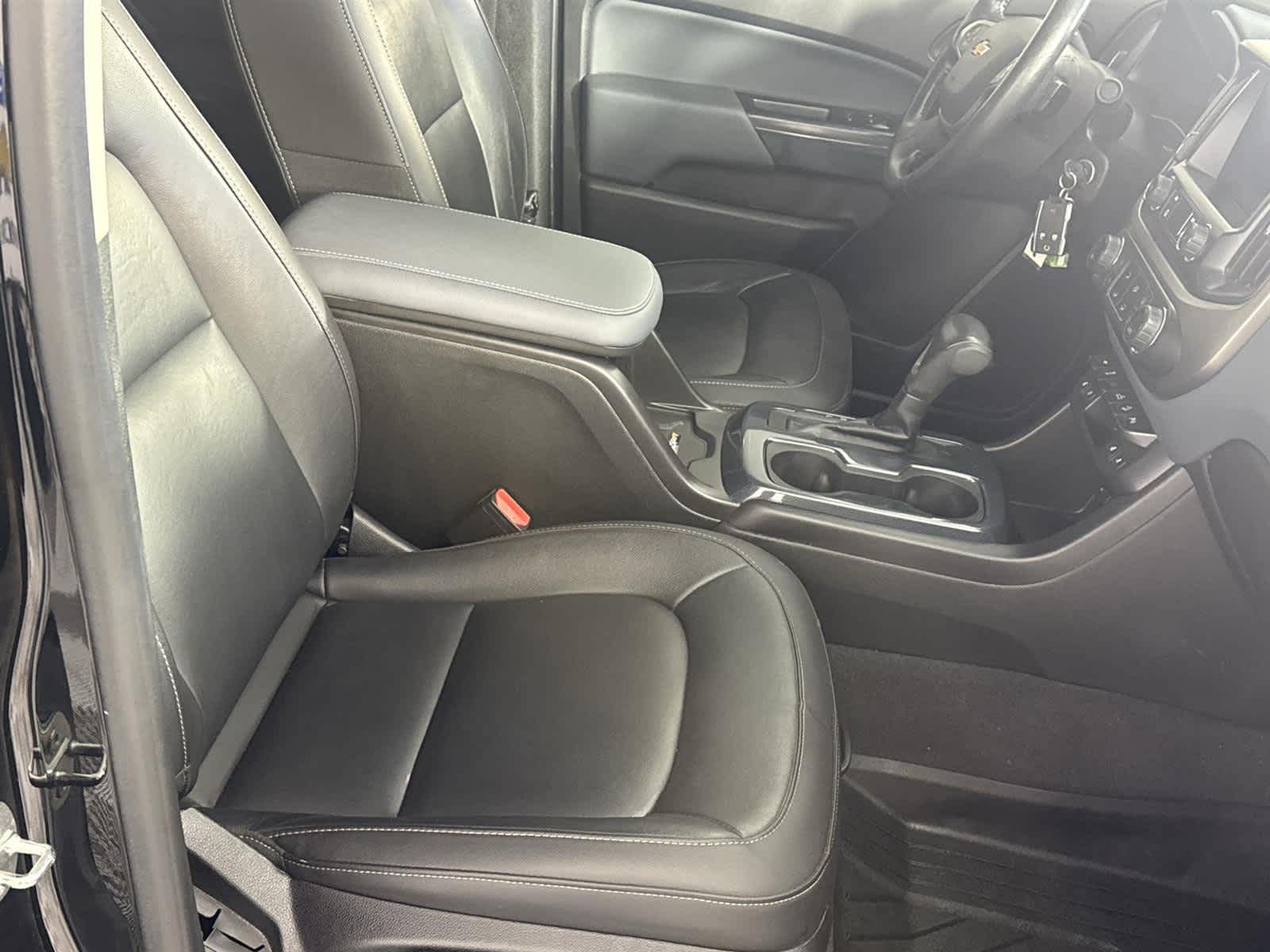 Thumbnail: 2021 Chevrolet Colorado - 15