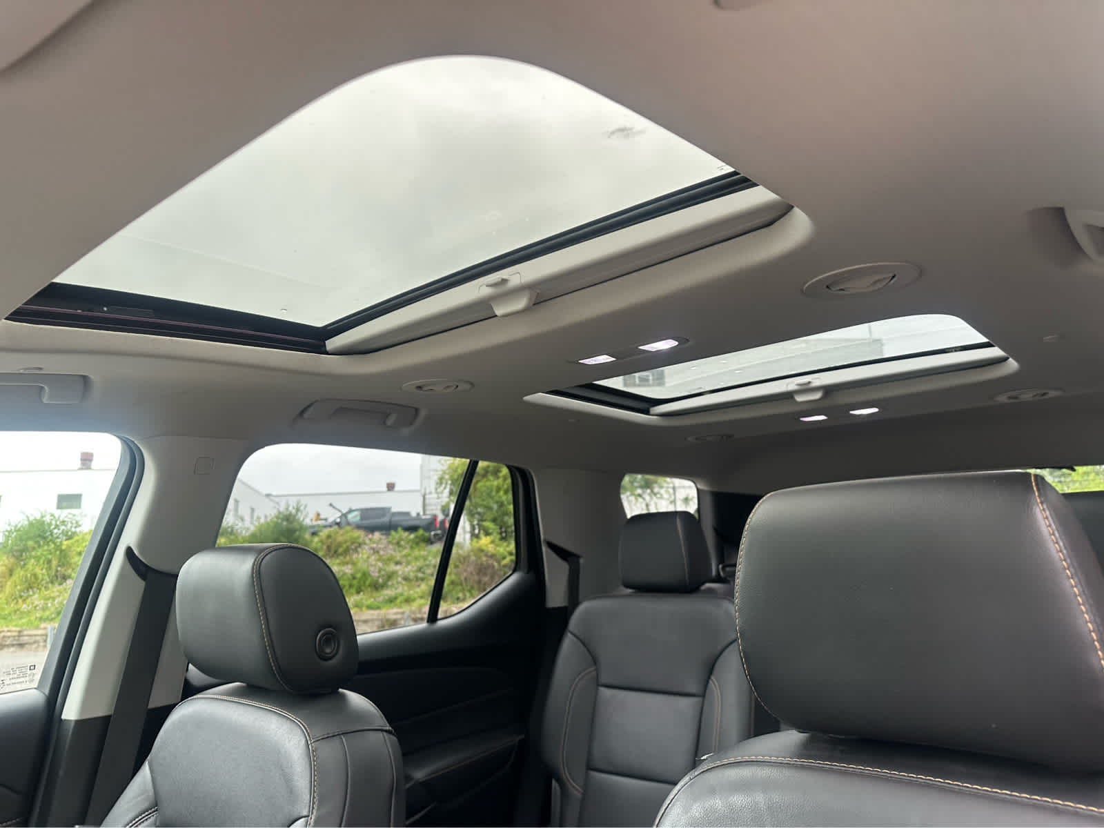 Thumbnail: 2019 Chevrolet Traverse - 11