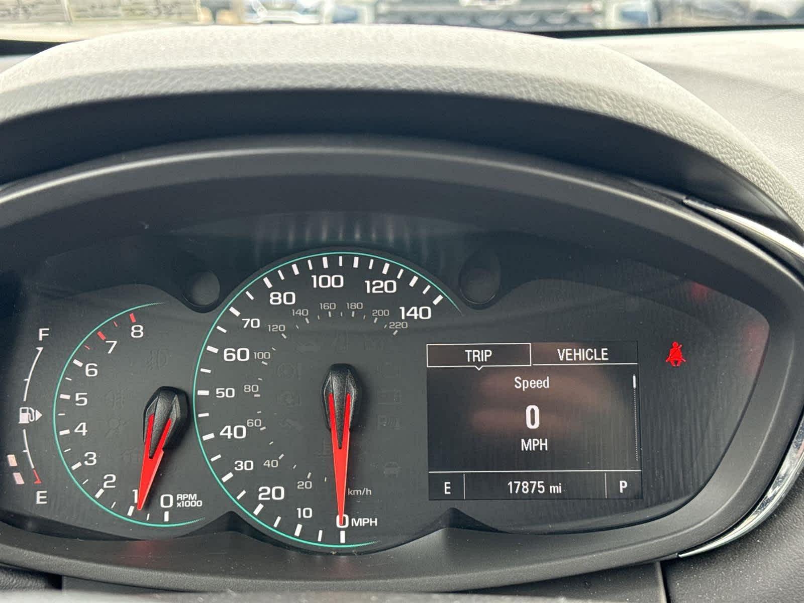 Thumbnail: 2022 Chevrolet Trax - 28