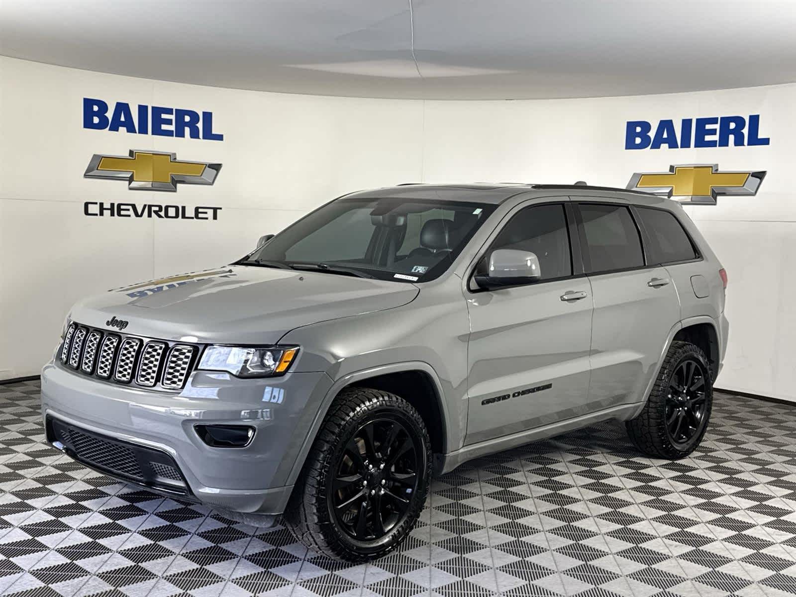 Thumbnail: 2020 Jeep Grand Cherokee - 1