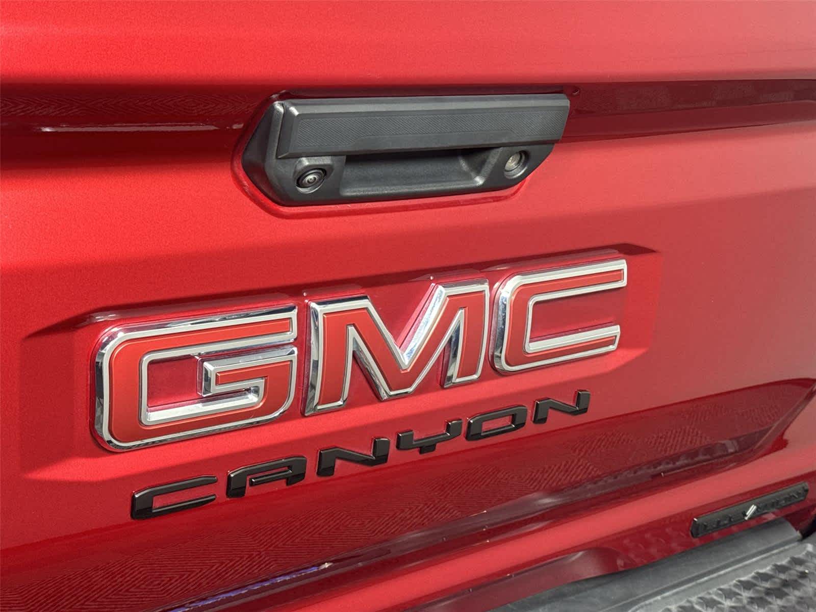 Thumbnail: 2024 GMC Canyon - 9