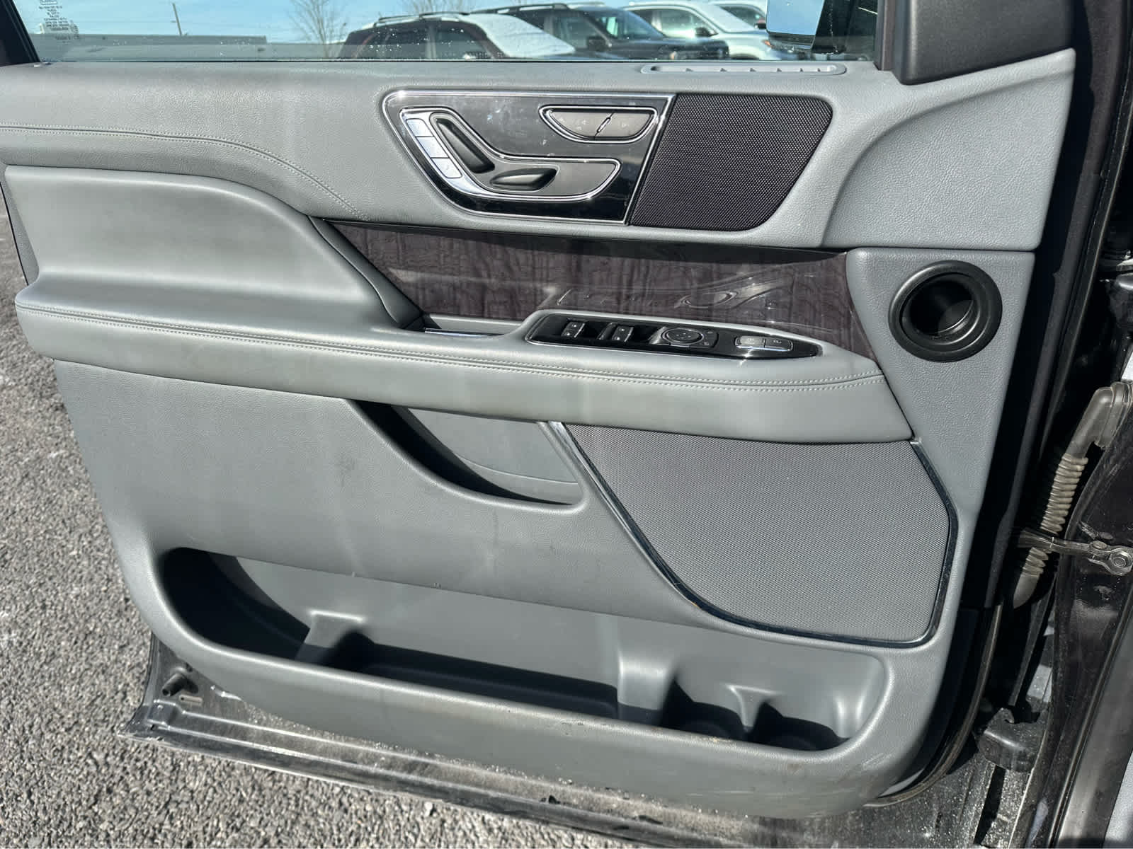 Thumbnail: 2019 Lincoln Navigator - 20