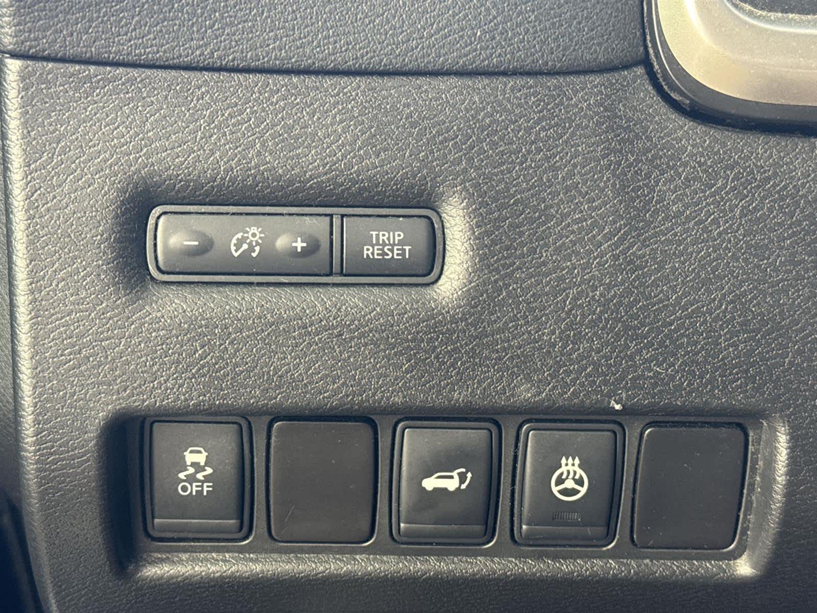 Thumbnail: 2015 Nissan Murano - 26