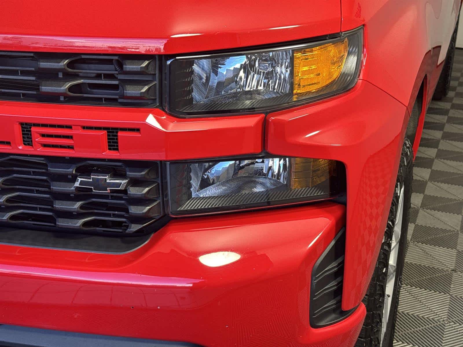 Thumbnail: 2020 Chevrolet Silverado 1500 - 9