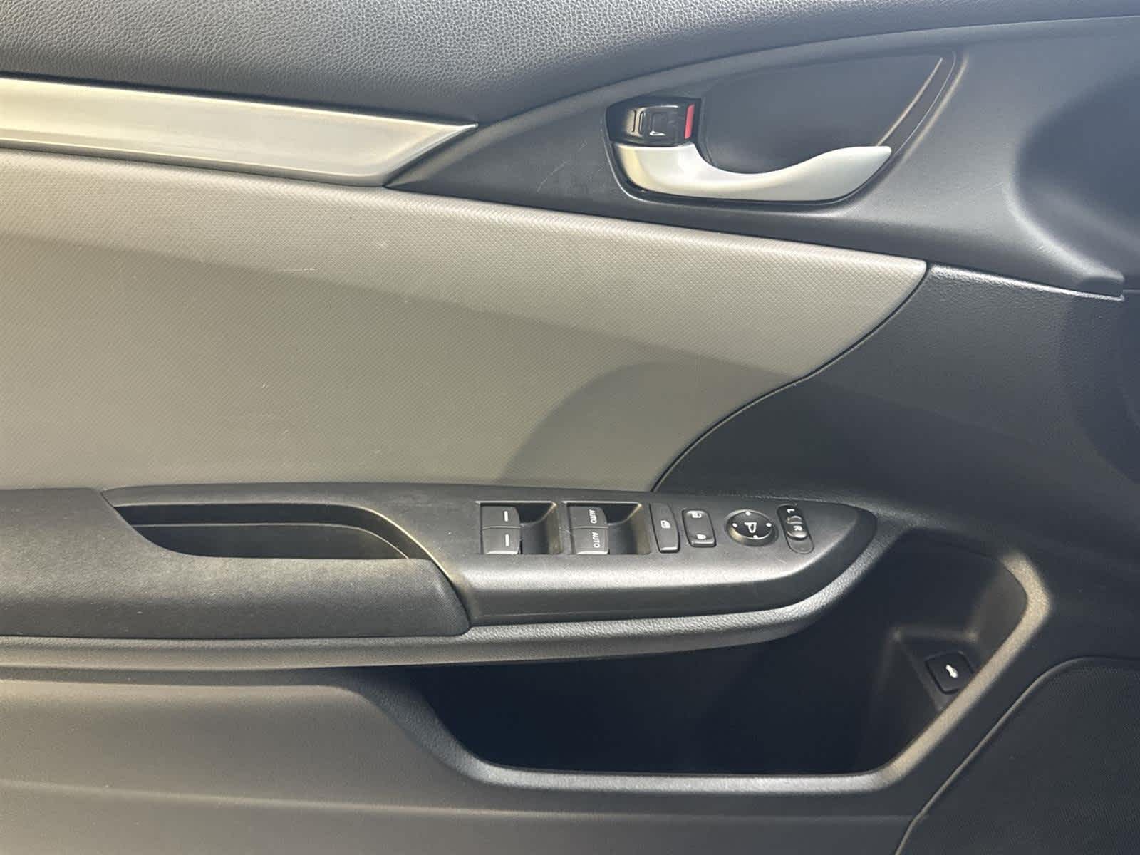 Thumbnail: 2020 Honda Civic - 21