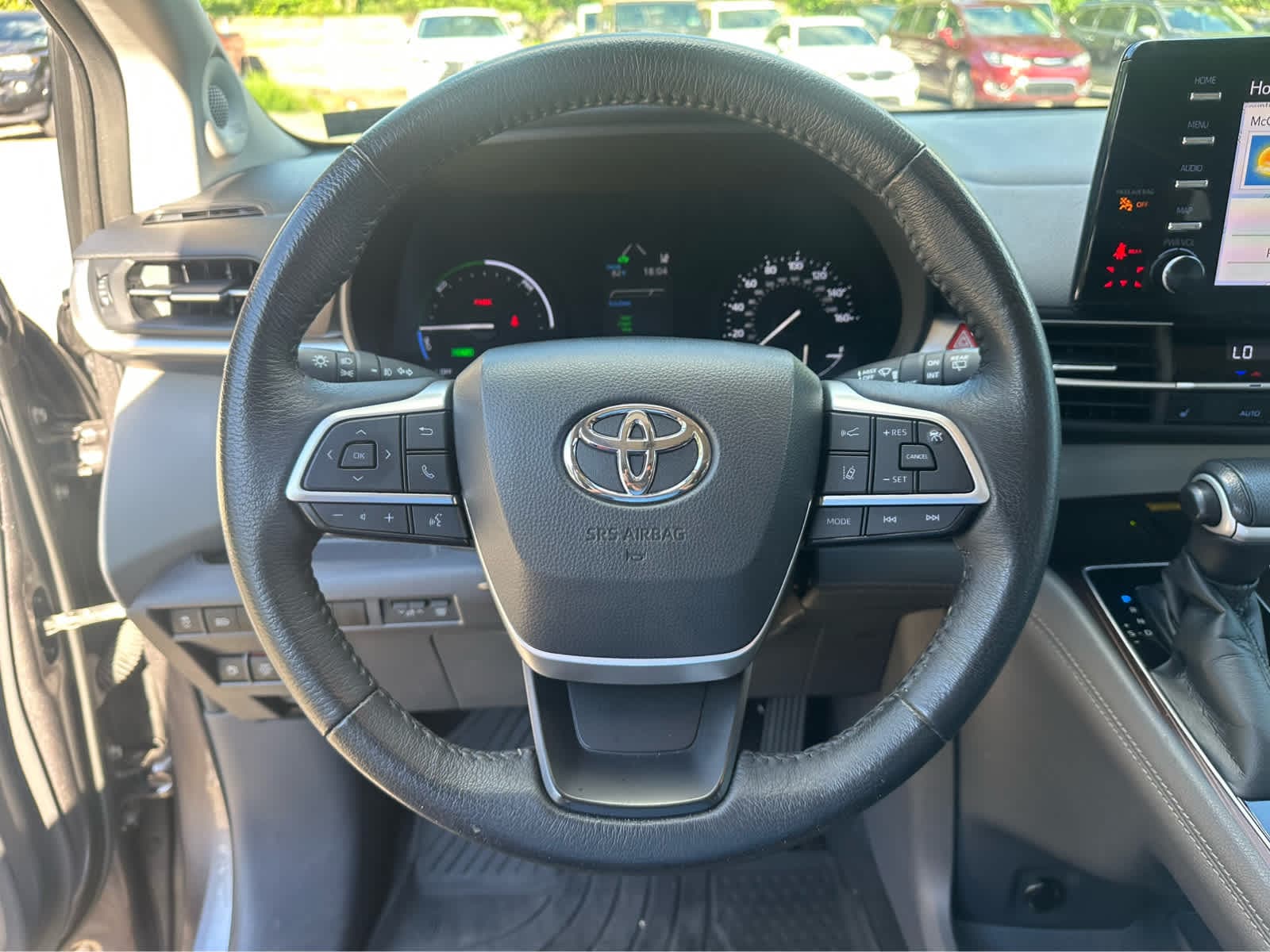 Thumbnail: 2021 Toyota Sienna - 12