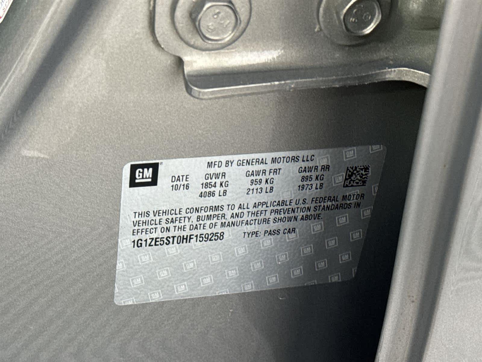 Thumbnail: 2017 Chevrolet Malibu - 32