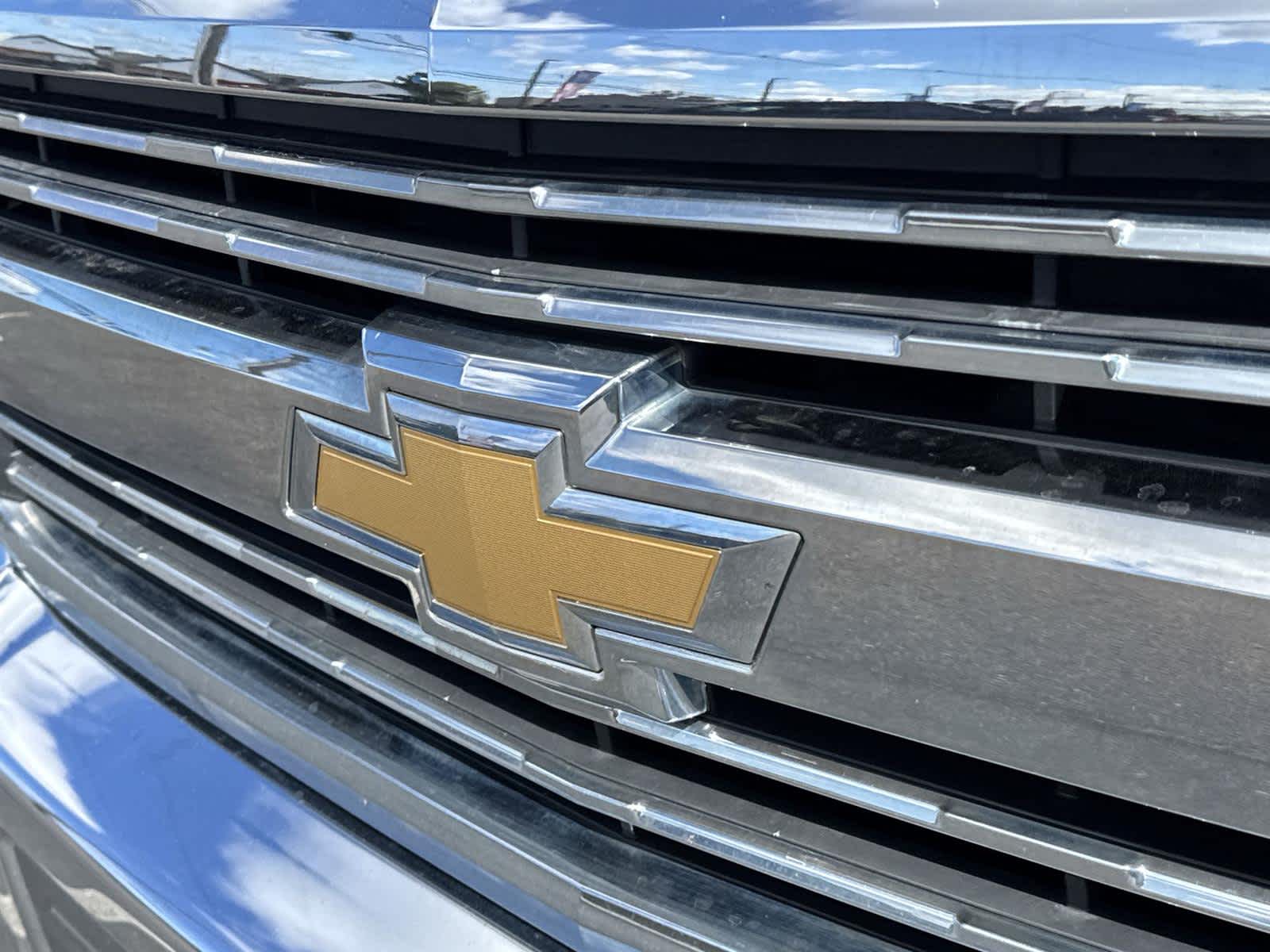 Thumbnail: 2016 Chevrolet Silverado 3500 - 30