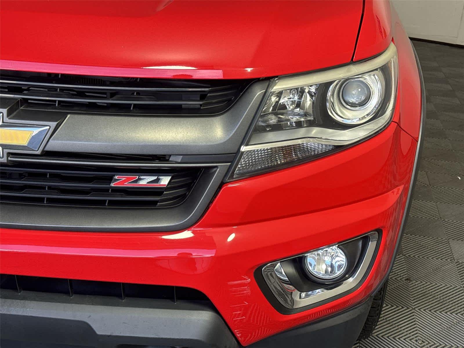 Thumbnail: 2015 Chevrolet Colorado - 9
