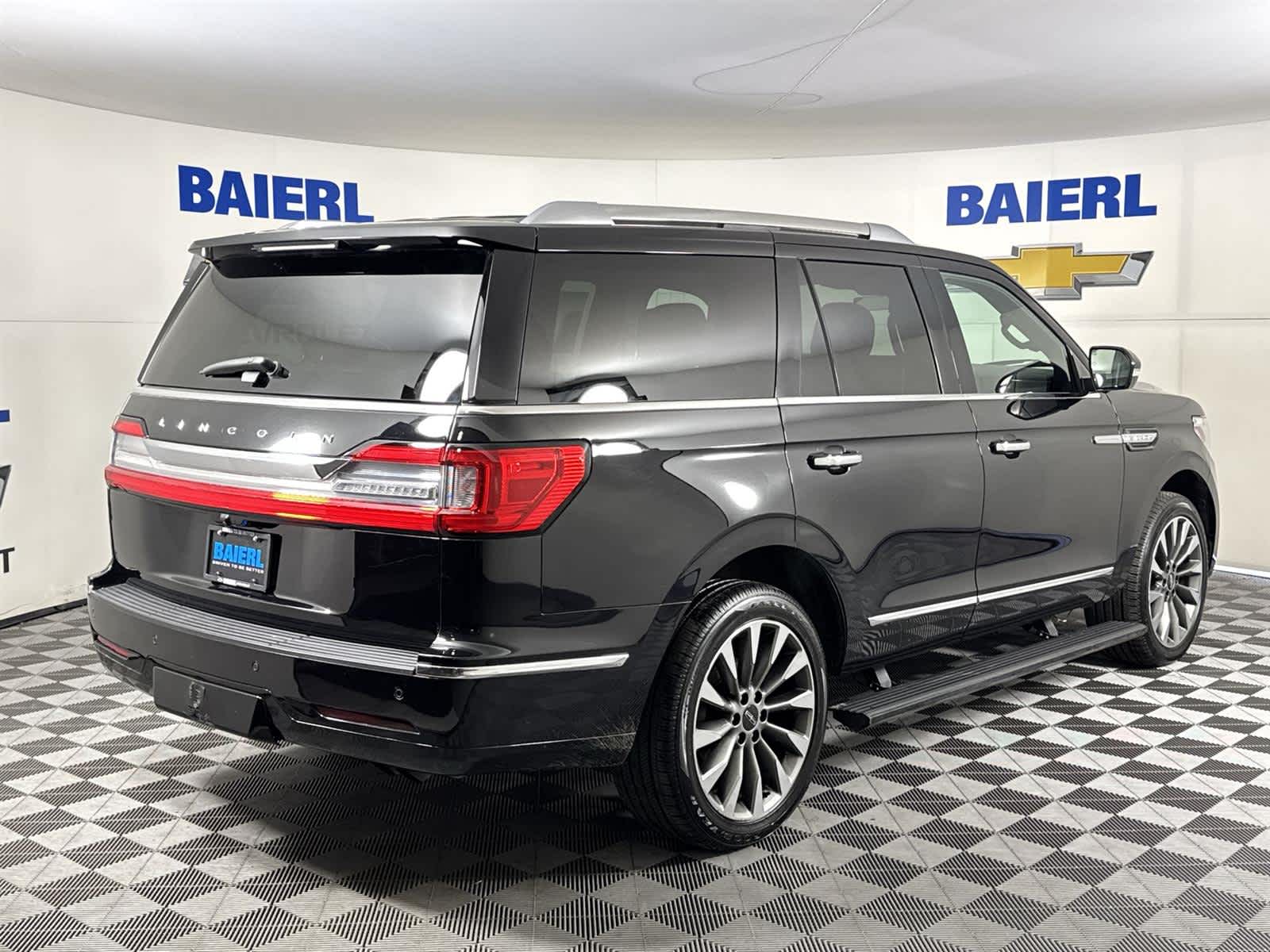 Thumbnail: 2019 Lincoln Navigator - 5