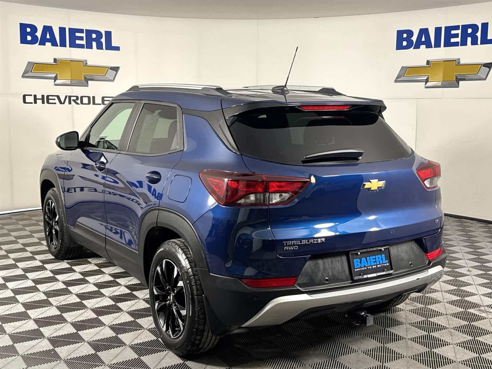 Thumbnail: 2021 Chevrolet TrailBlazer - 3