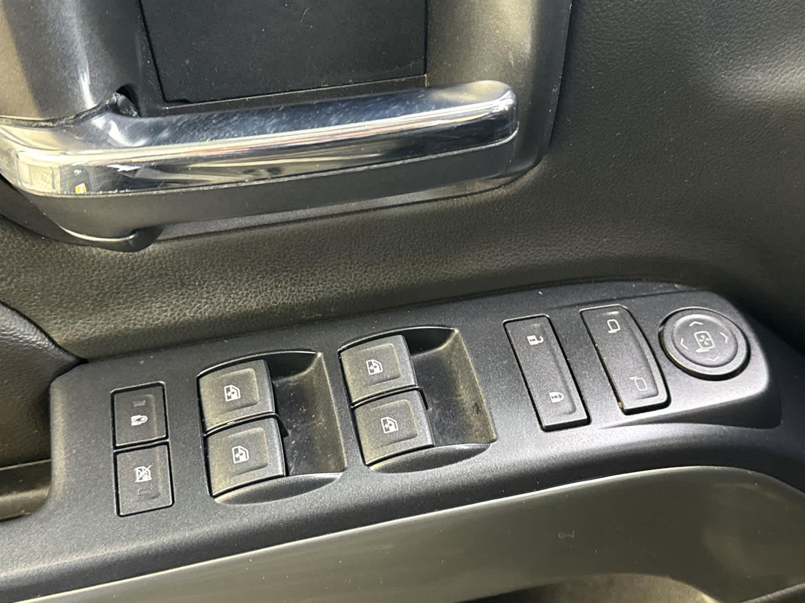 Thumbnail: 2019 Chevrolet Silverado 1500 - 23