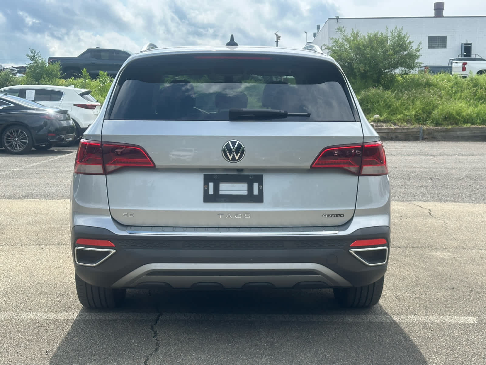 Thumbnail: 2023 Volkswagen Taos - 6