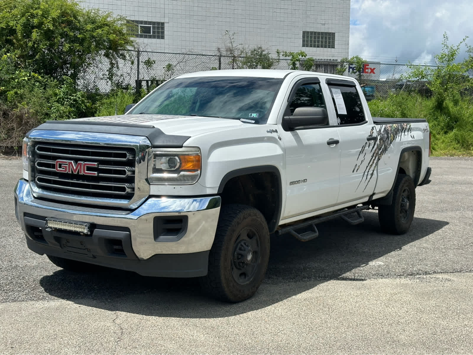2016 GMC Sierra 2500 Base -
                  Wexford, PA