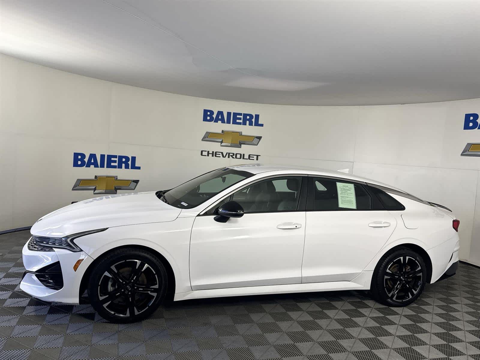 Thumbnail: 2021 Kia K5 - 2