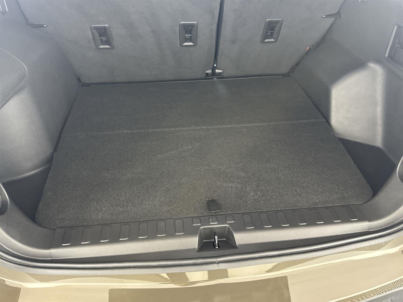 Thumbnail: 2023 Chevrolet Equinox - 15