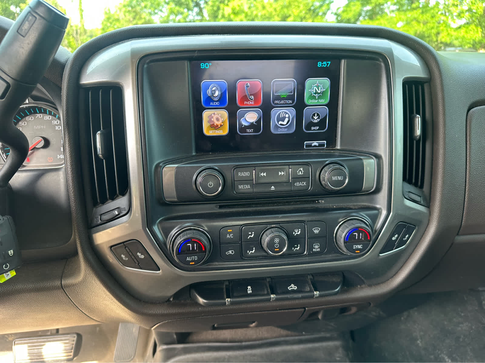 Thumbnail: 2017 Chevrolet Silverado 1500 - 12