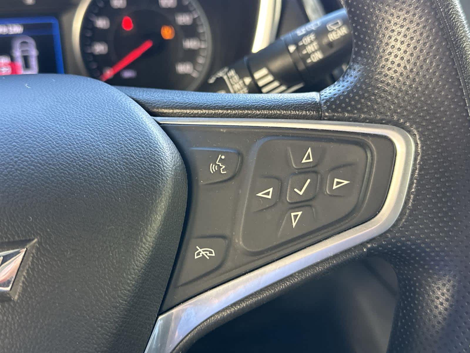 Thumbnail: 2022 Chevrolet Equinox - 26