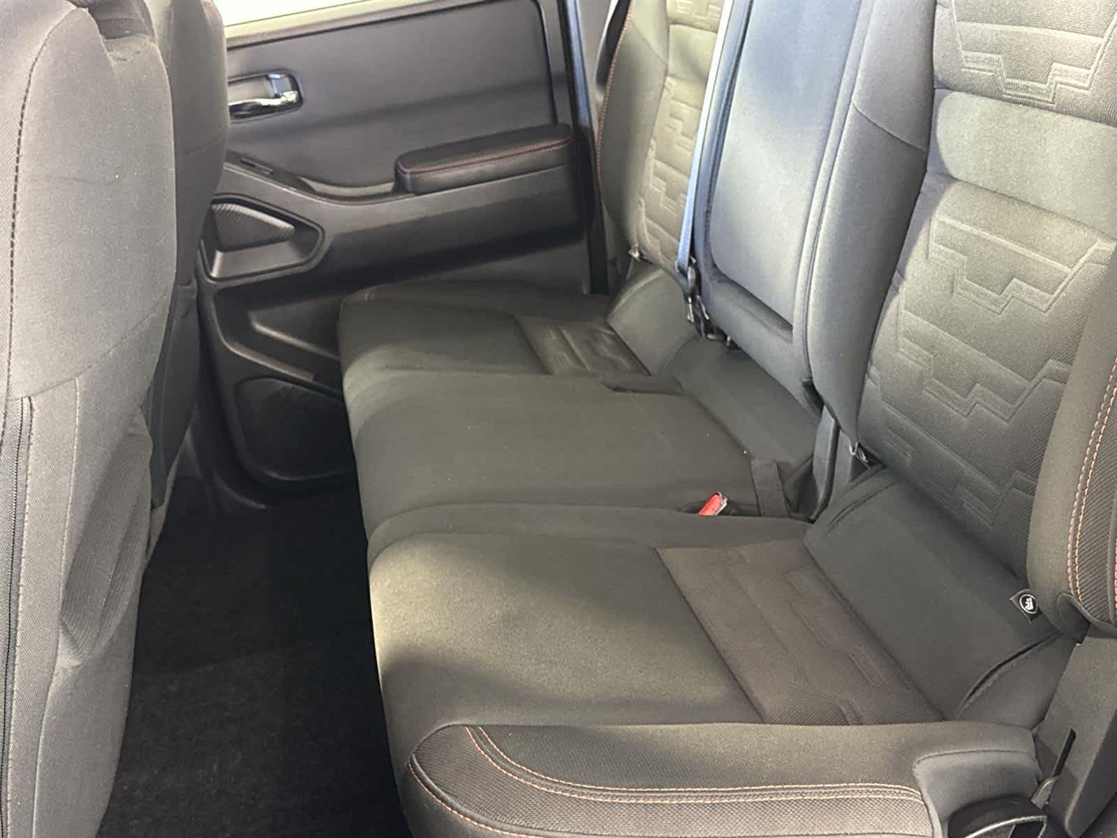 Thumbnail: 2022 Nissan Frontier - 14