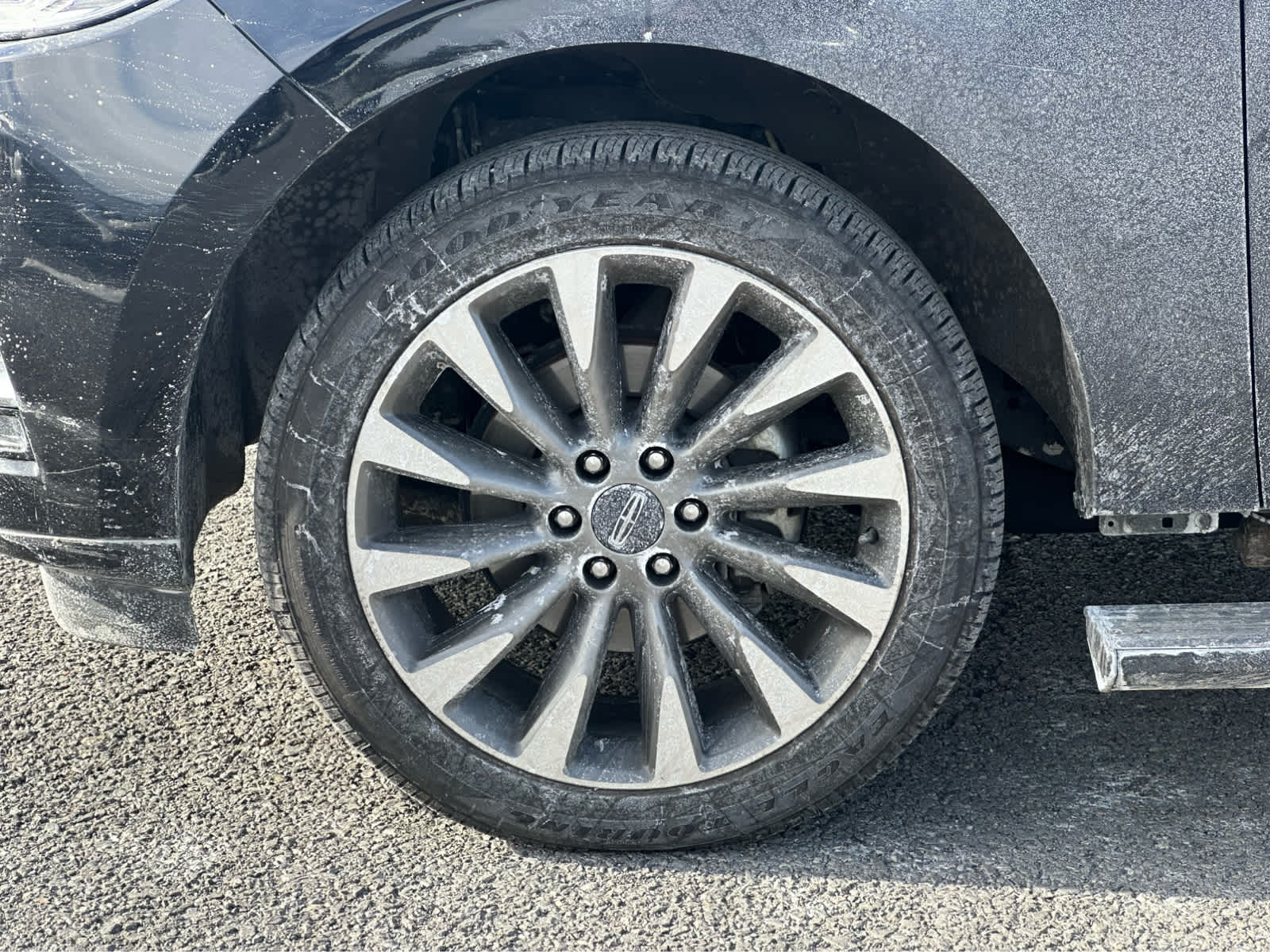 Thumbnail: 2019 Lincoln Navigator - 25