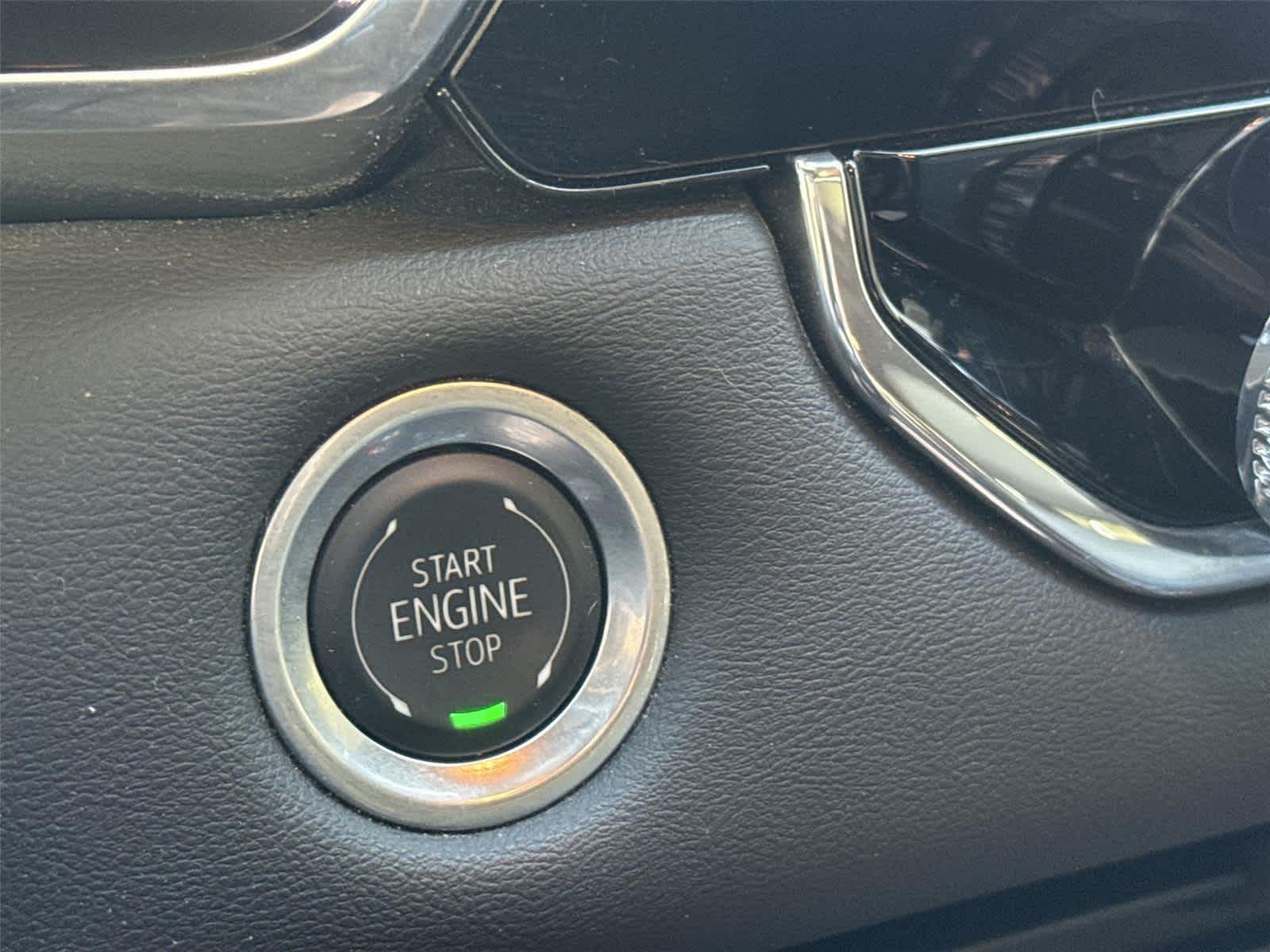 Thumbnail: 2024 GMC Canyon - 28