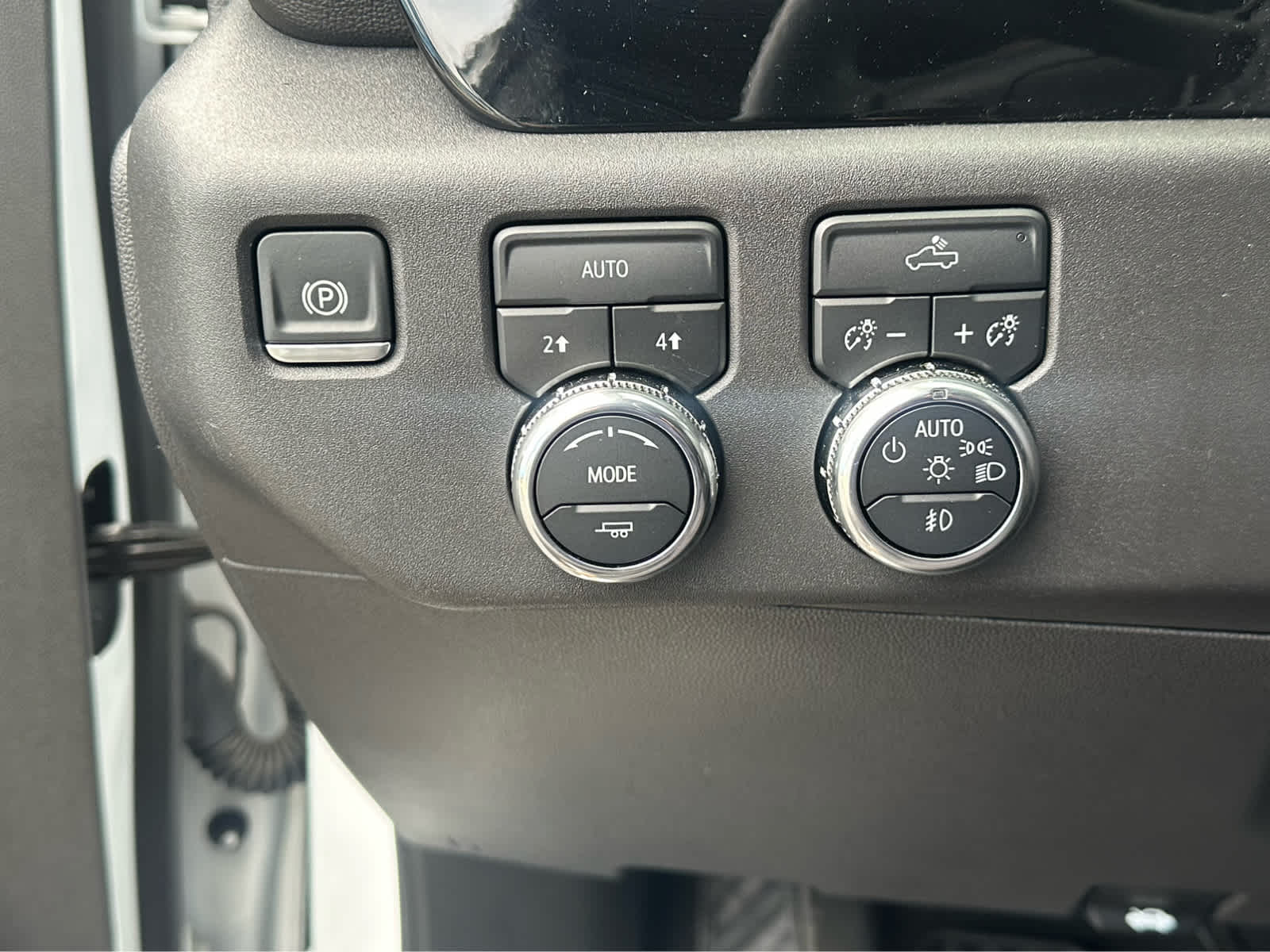 Thumbnail: 2024 GMC Sierra 1500 - 16