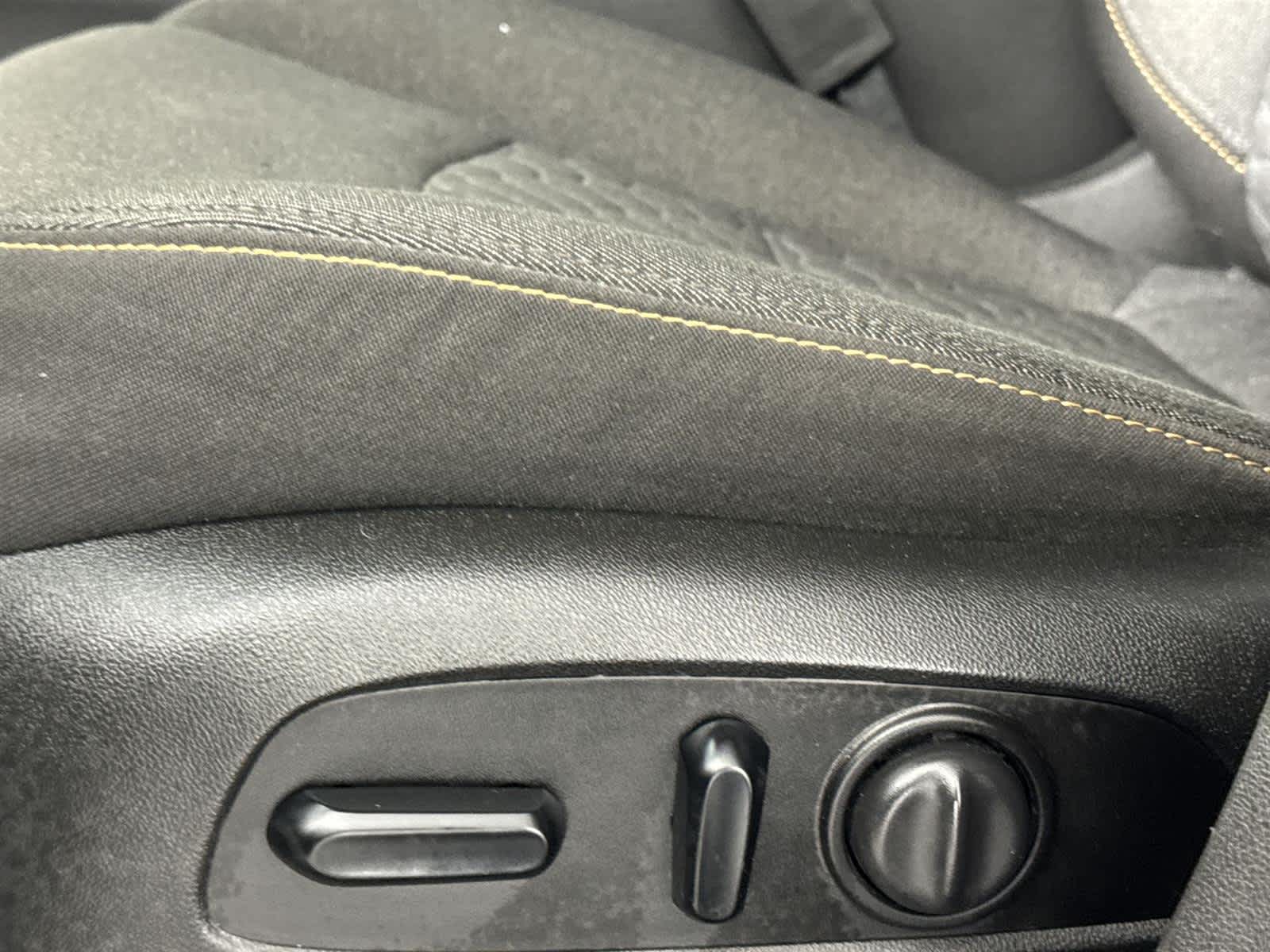 Thumbnail: 2020 Chevrolet Equinox - 13