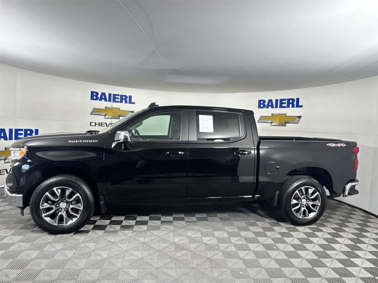 Thumbnail: 2024 Chevrolet Silverado 1500 - 2