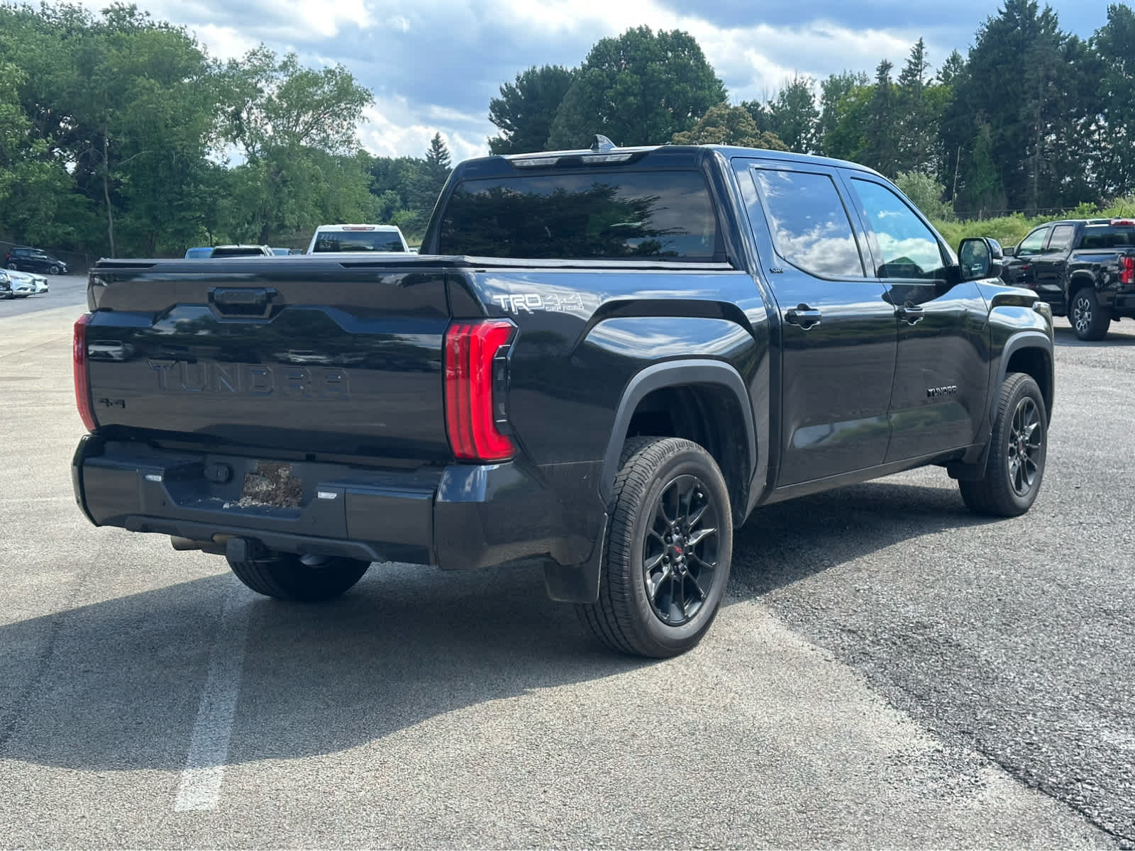 Thumbnail: 2023 Toyota Tundra - 7