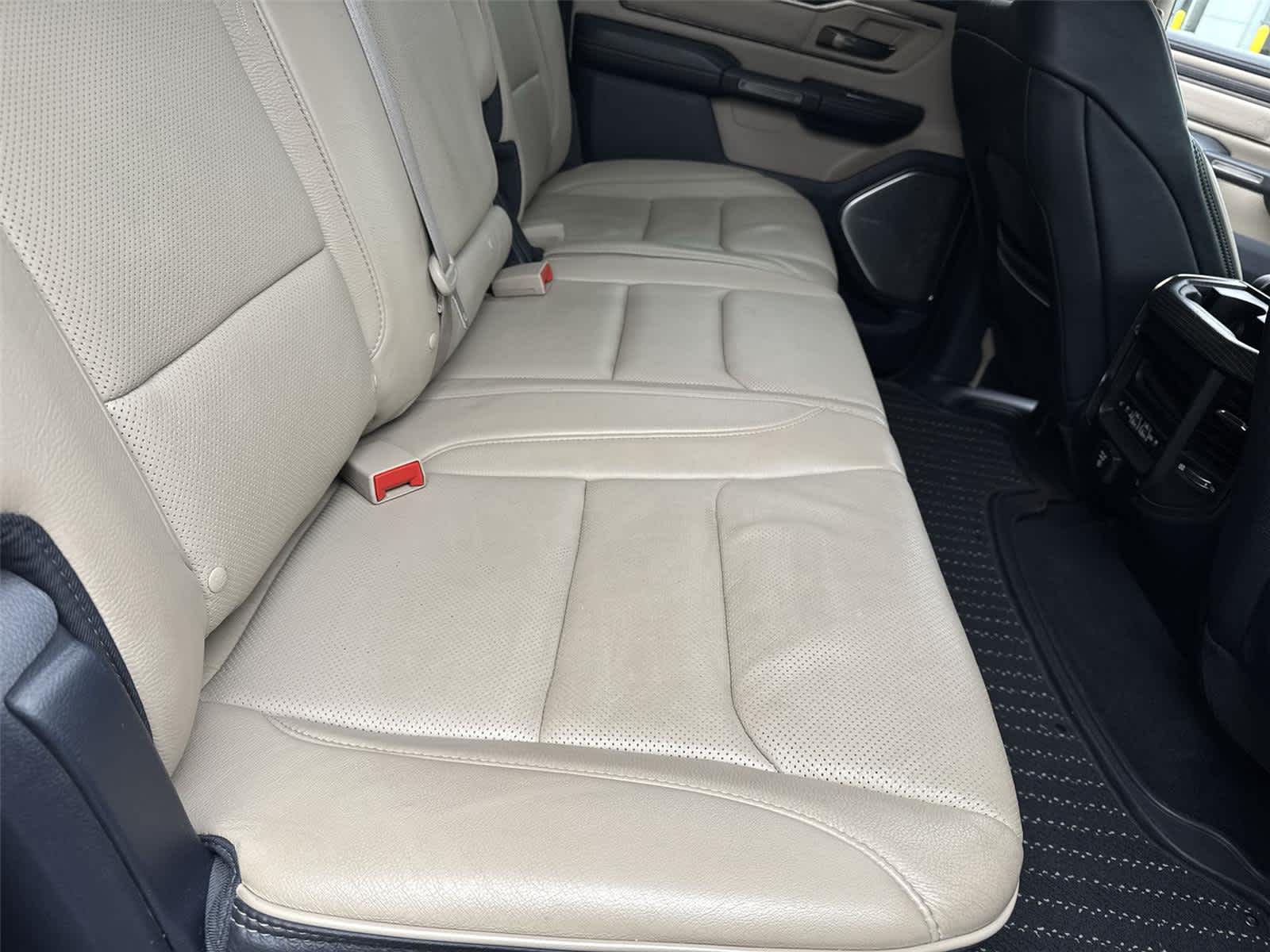 Thumbnail: 2019 RAM 1500 - 15